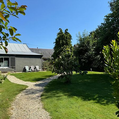 La Maison D'Amelie La Chapelle-Saint-Aubert Exterior photo